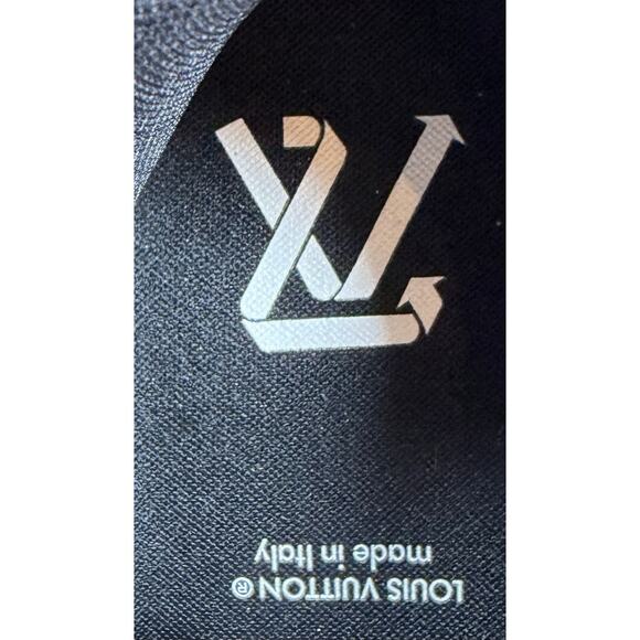 Size 8LV/9US - Louis Vuitton White Black Trainers? Tried On/Retail $1.2K! main image 4